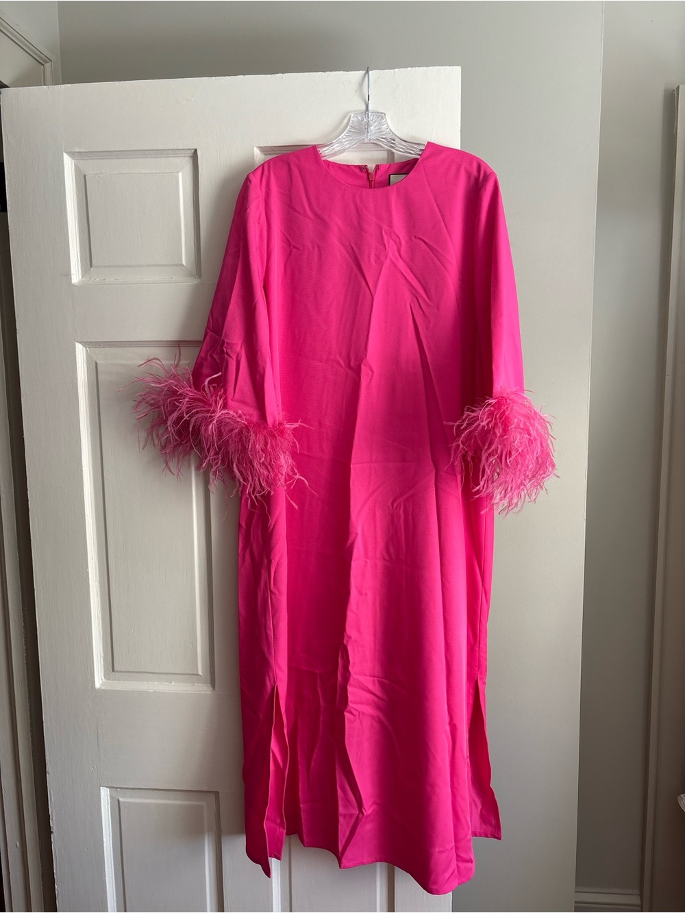 Tuckernuck Hot Pink feather trim Jamie shift midi dress XL